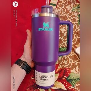 Stanley Heatwave Collection Deep Purple 40oz - In Hand Ships Fast